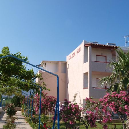 Golden Sun Aparthotel Tigkaki  Bagian luar foto
