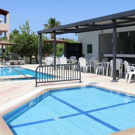 Golden Sun Aparthotel Tigkaki  Bagian luar foto