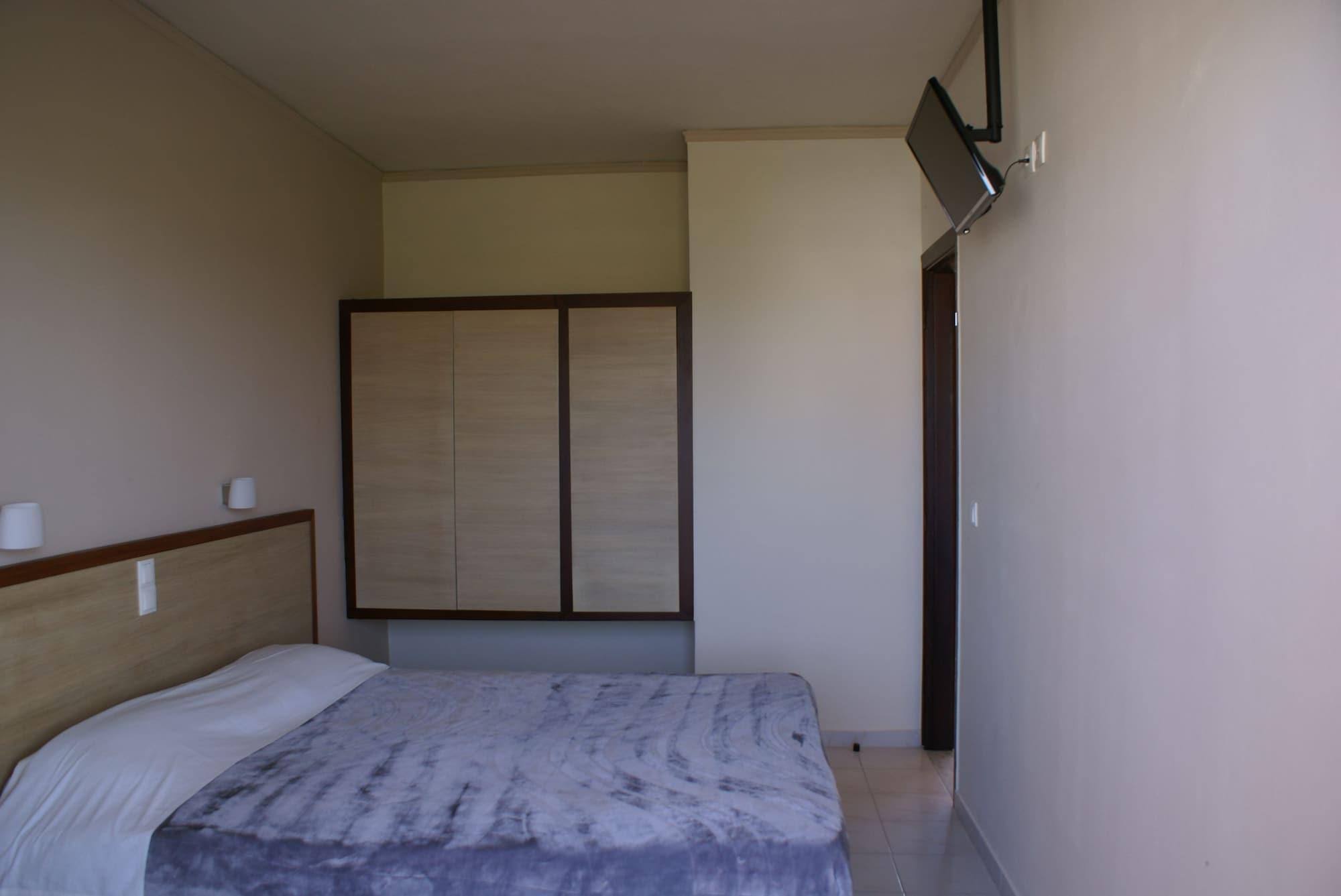 Golden Sun Aparthotel Tigkaki  Bagian luar foto