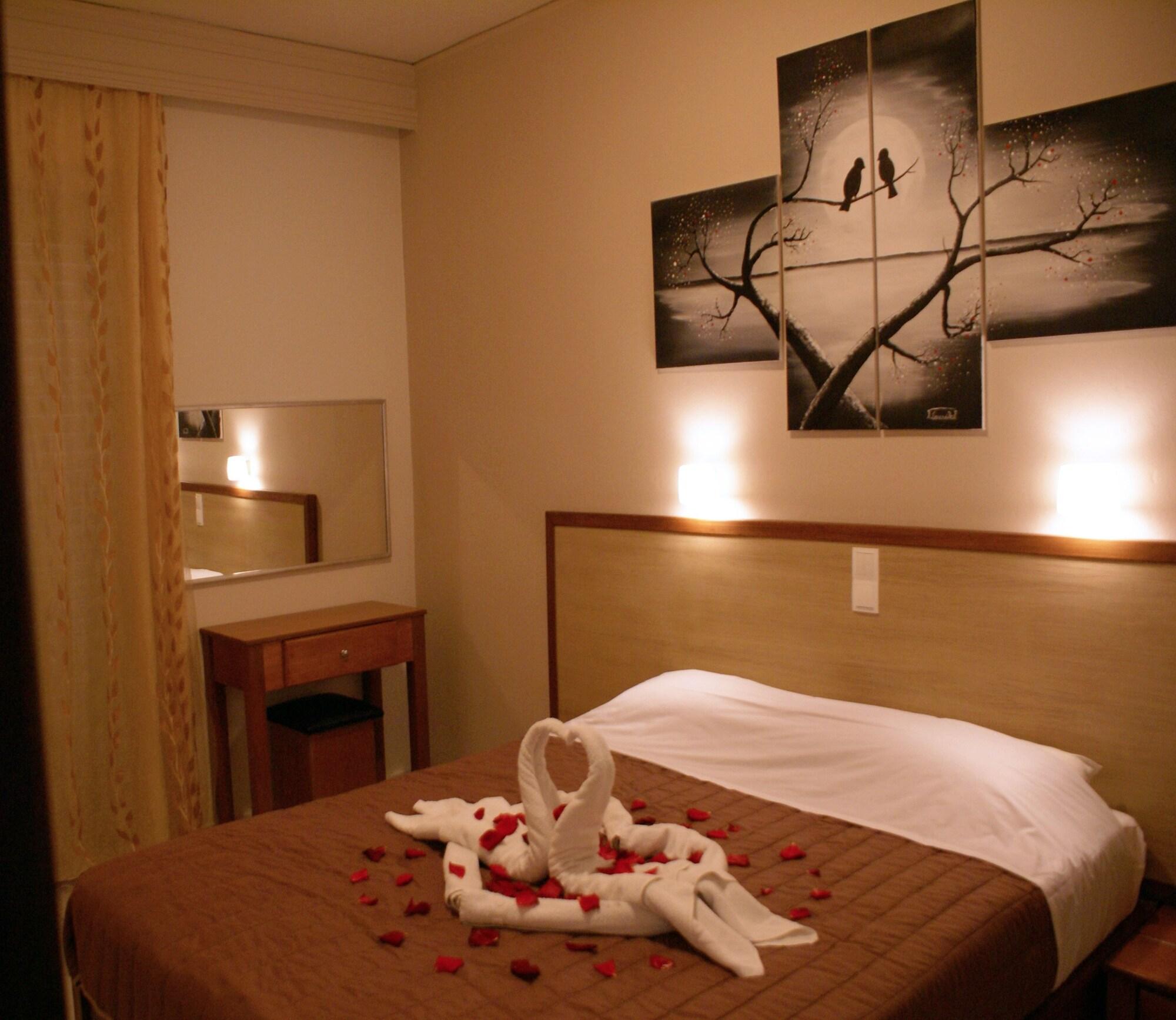Golden Sun Aparthotel Tigkaki  Bagian luar foto