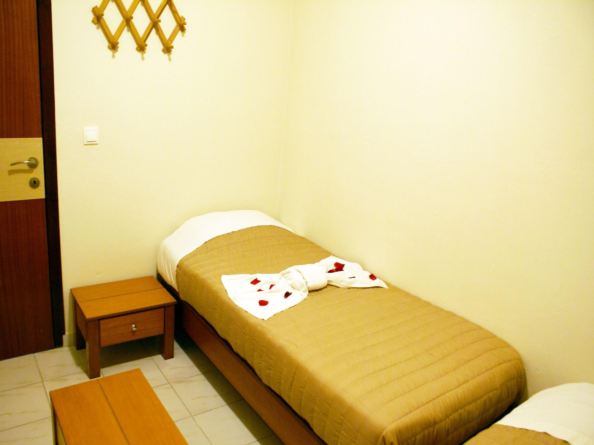 Golden Sun Aparthotel Tigkaki  Bagian luar foto
