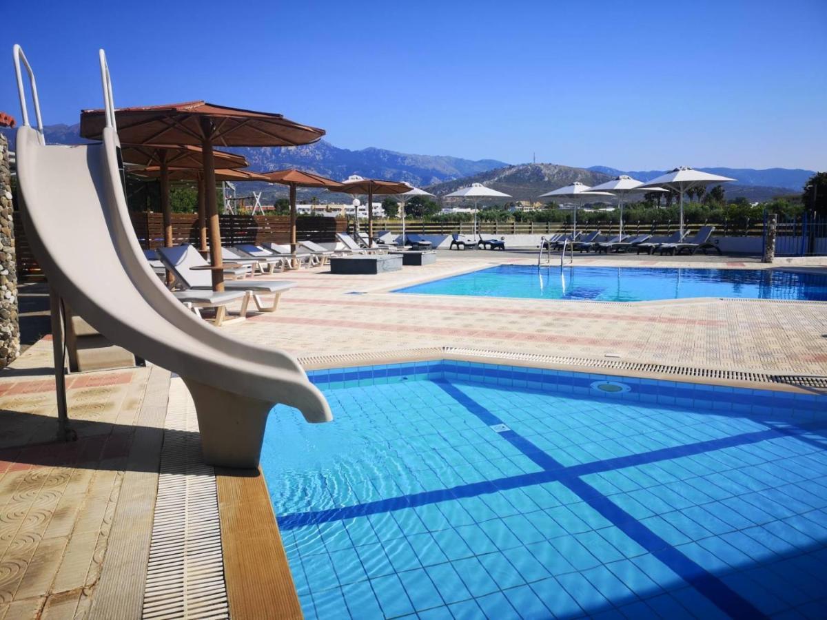 Golden Sun Aparthotel Tigkaki  Bagian luar foto