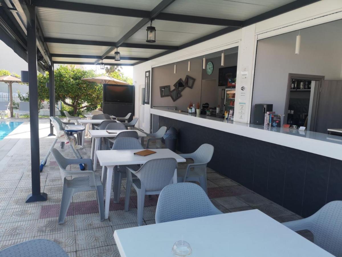 Golden Sun Aparthotel Tigkaki  Bagian luar foto