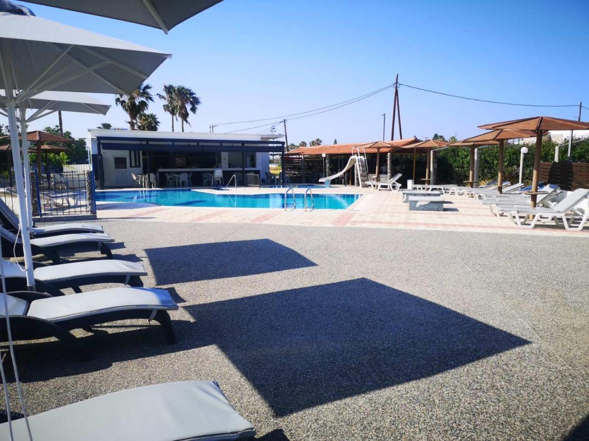 Golden Sun Aparthotel Tigkaki  Bagian luar foto